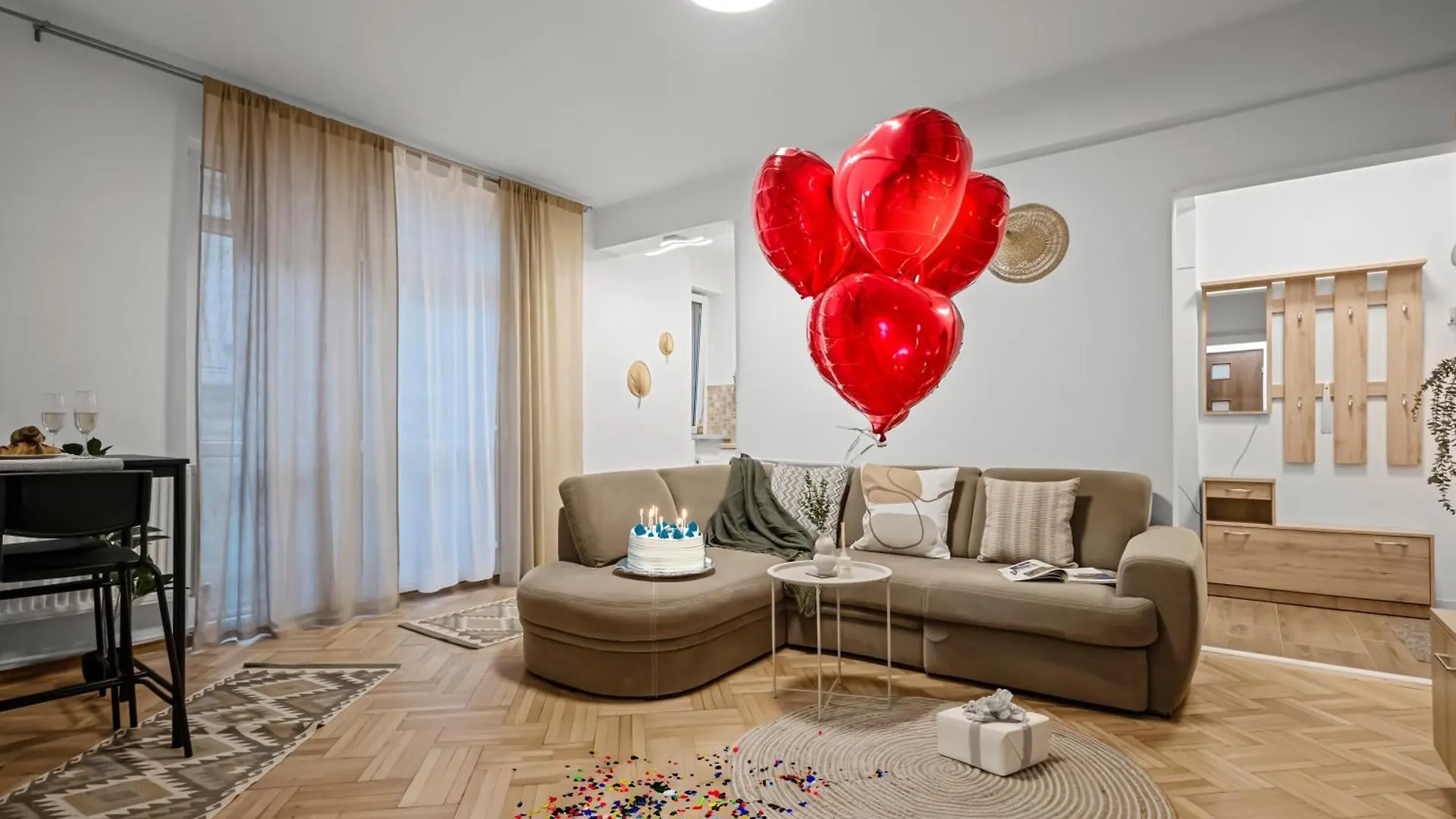 Apartment Earthy Escape - Central Apt With Balcony Bucharest