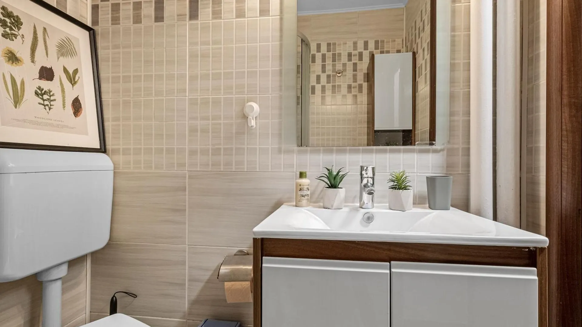 شقة Earthy Escape - Central Apt With Balcony بوخارست رومانيا